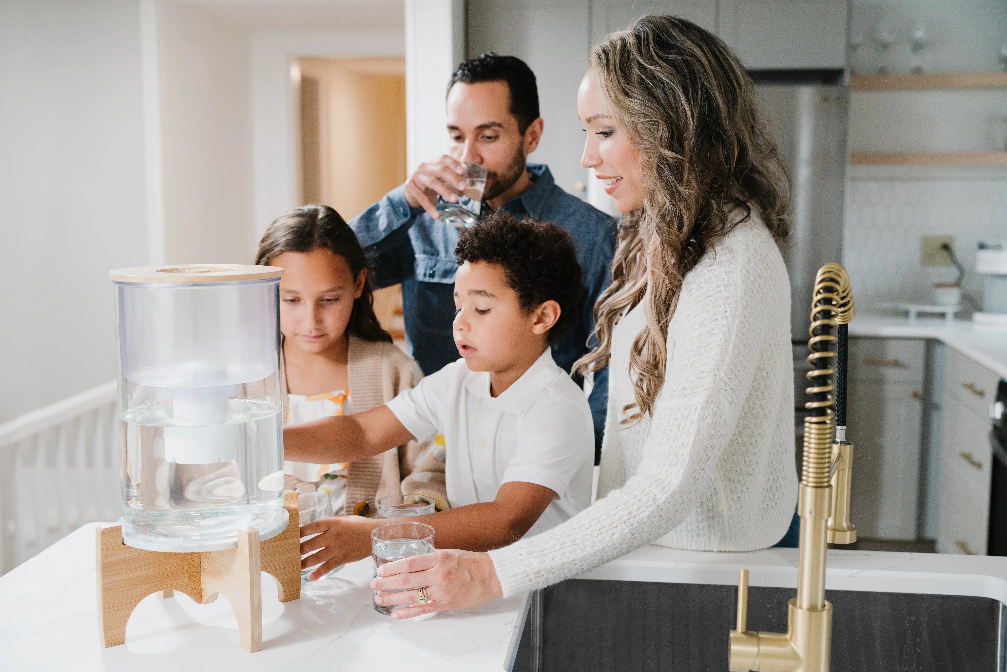 8 Benefits of Countertop Water Filters | Invigorated Water